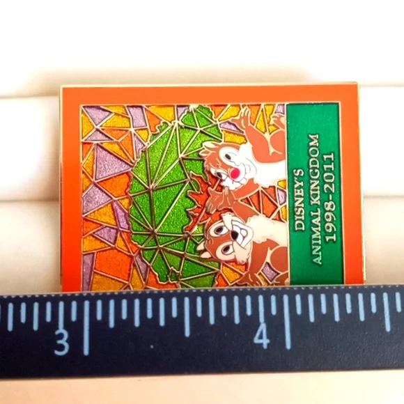 DISNEY'S ANIMAL KINGDOM 1998-2011 LE PASSHOLDER EXCLUSIVE PIN - Picture 4 of 6